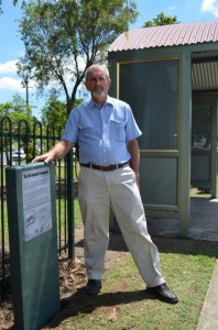 2013 - 11 - 20 - bus shelter signage (17)