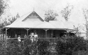 p2500, postcard showing the bray family